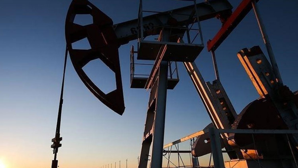 IEA: Küresel petrol talebi bu yıl günlük 5,4 milyon varil artacak