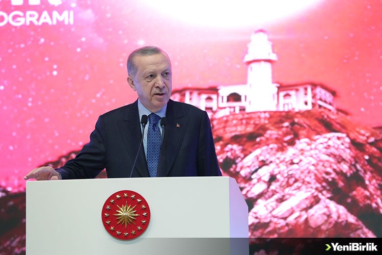 Cumhurbaşkanı Erdoğan: Menderes'i darağacına gönderenlerin alınlarına çaldıkları leke hiçbir zaman temizlenmeyecek
