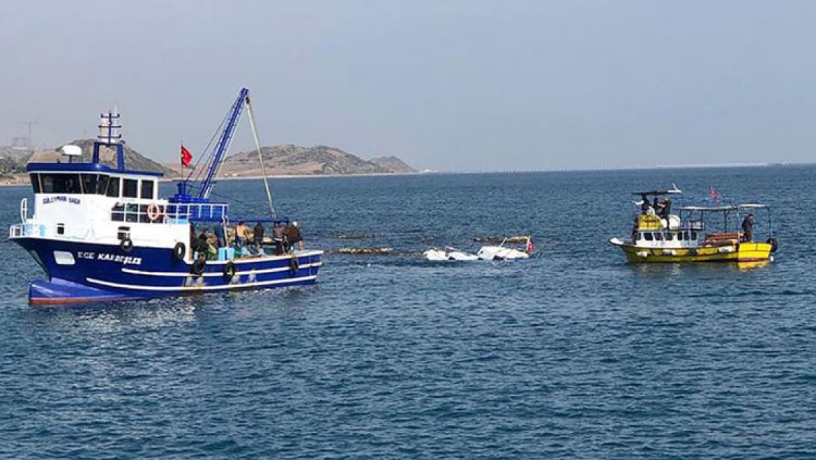 Adana'da kayalıklara çarparak batan teknedeki 6 kişi kurtarıldı