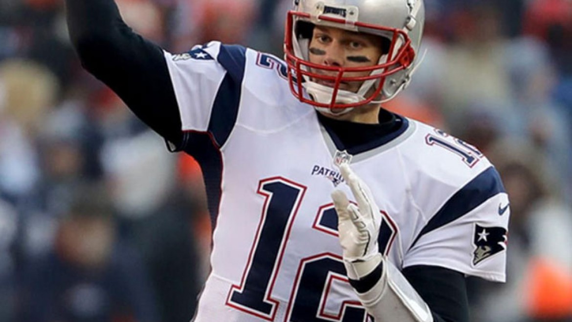 Tom Brady Sahaya Çıkıyor