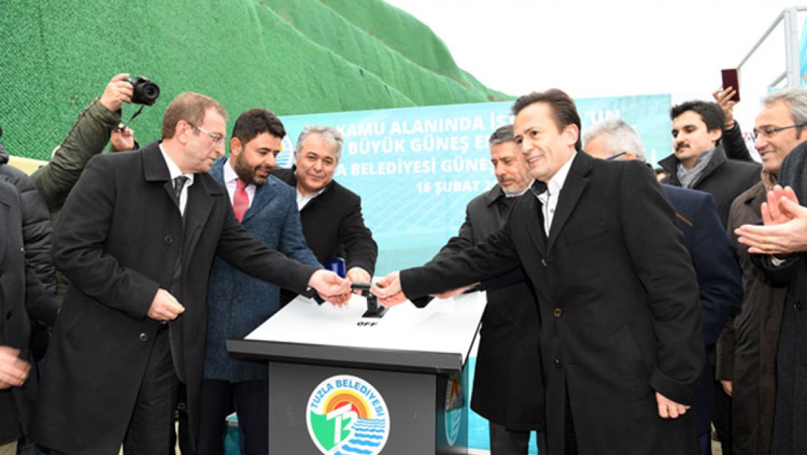 Tuzla Belediyesi Kamu Alanında İstanbul'un En Büyük Güneş Enerji Santralini Hizmete Açtı