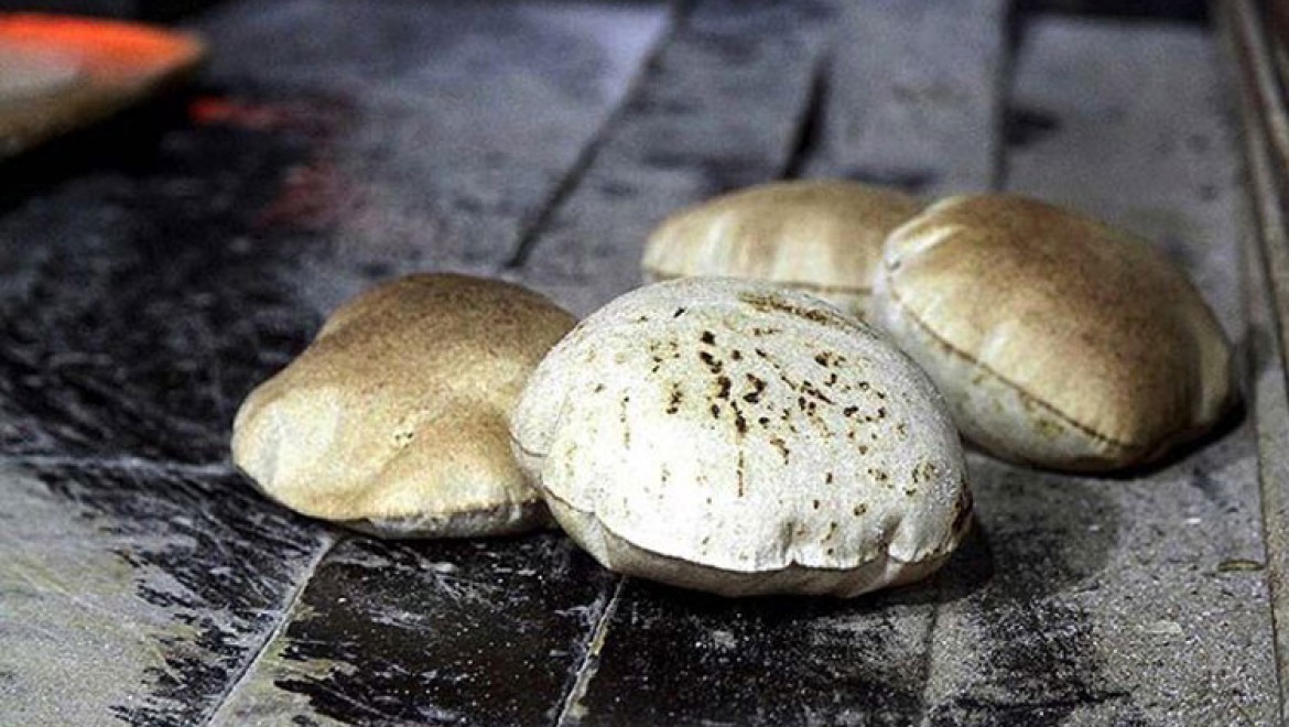 Ekonomik krizin pençesindeki Lübnan'da ekmeğe yüzde 33 zam