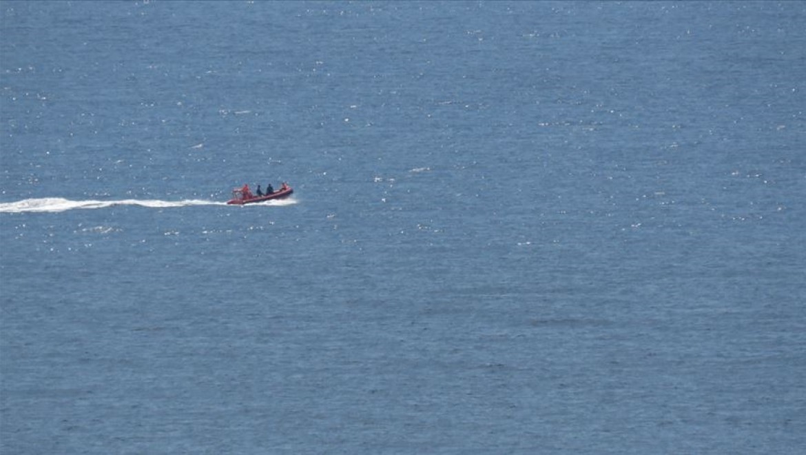 Girit Adası'nın güneydoğusunda Suriyeli mültecileri taşıyan tekne battı