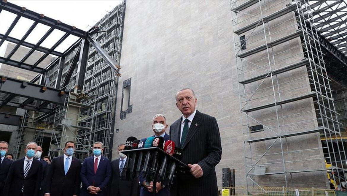 "Taksim Camisi inşaatının ramazan ayı içerisinde yetişmesine dair bilgi aldım"