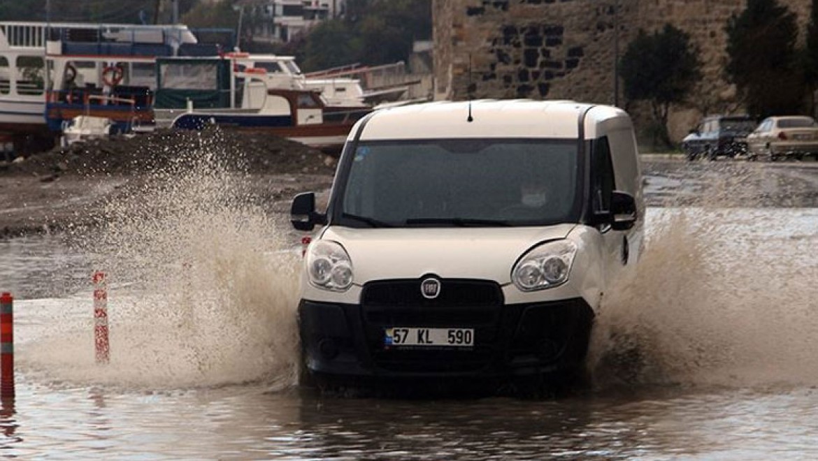 Sinop Valiliğinden kuvvetli yağış uyarısı