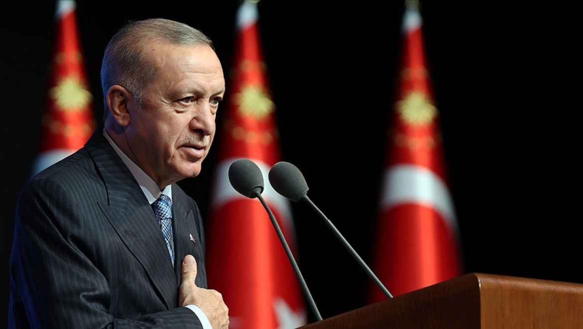 Cumhurbaşkanı Erdoğan öğretmenlere verilecek yeni hakları açıkladı