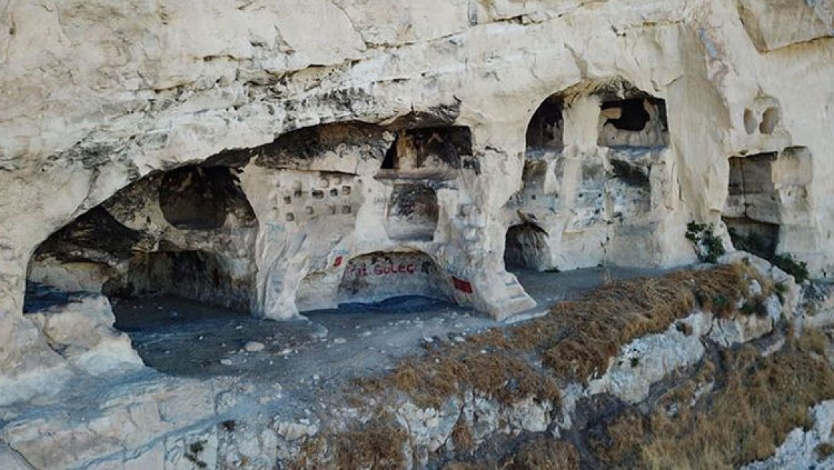 Tunceli'deki 'kaya odalar' hayran bırakıyor