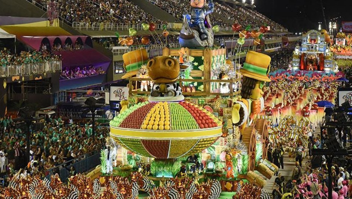 Dünyaca ünlü Rio Karnavalı artan Kovid-19 vakaları nedeniyle nisana ertelendi