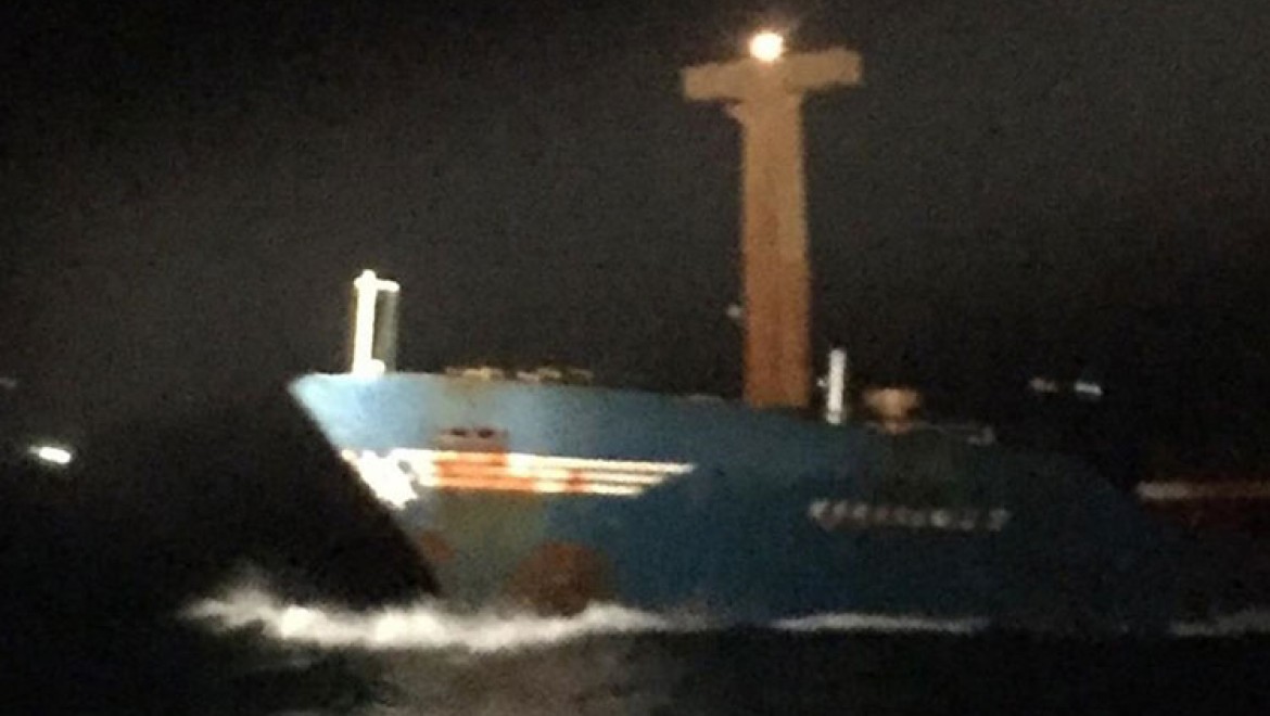 Anadolukavağı'nda gemi ile tekne çarpıştı, iki kişi yaralandı