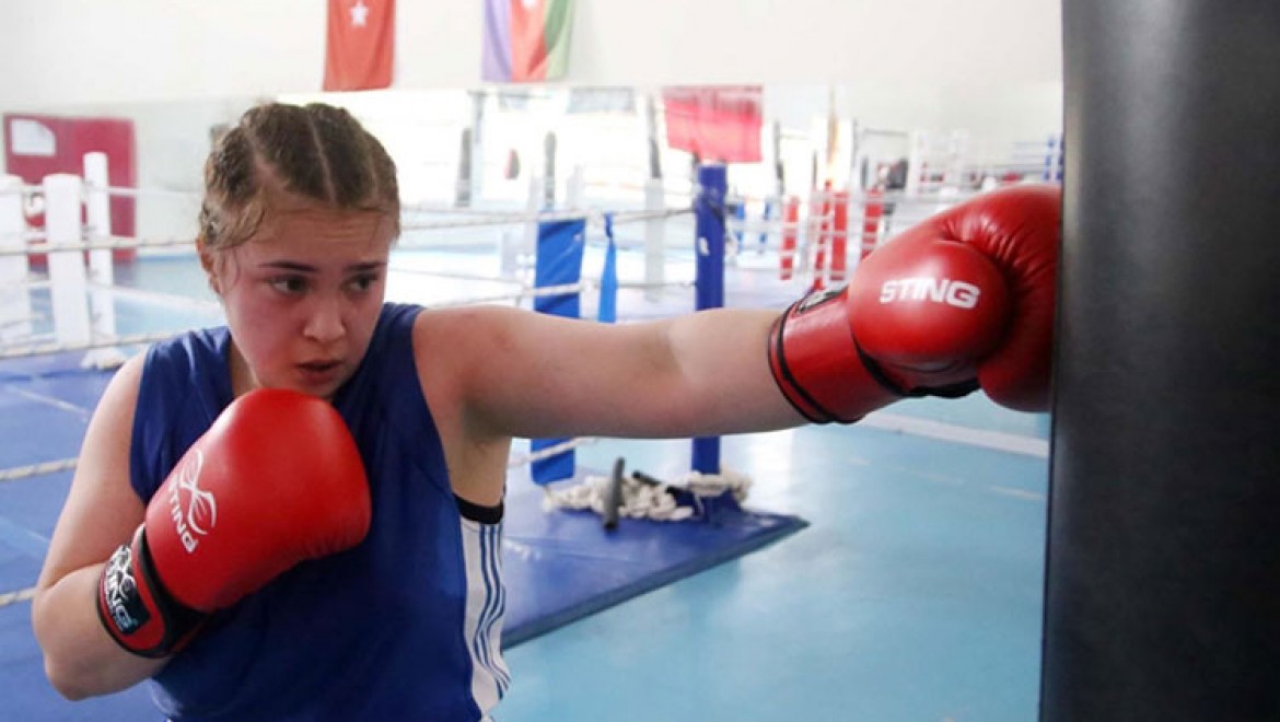 Farklı branşlarda 9 Türkiye şampiyonluğu bulunan Senanur Kocaoğlu'nun hedefi boksta dünya şampiyonluğu