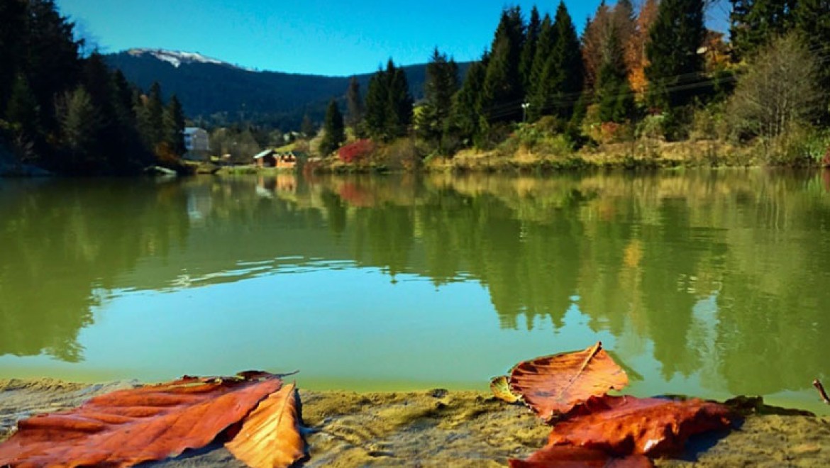 Trabzon'un Balıklıgöl'ünde sonbahar