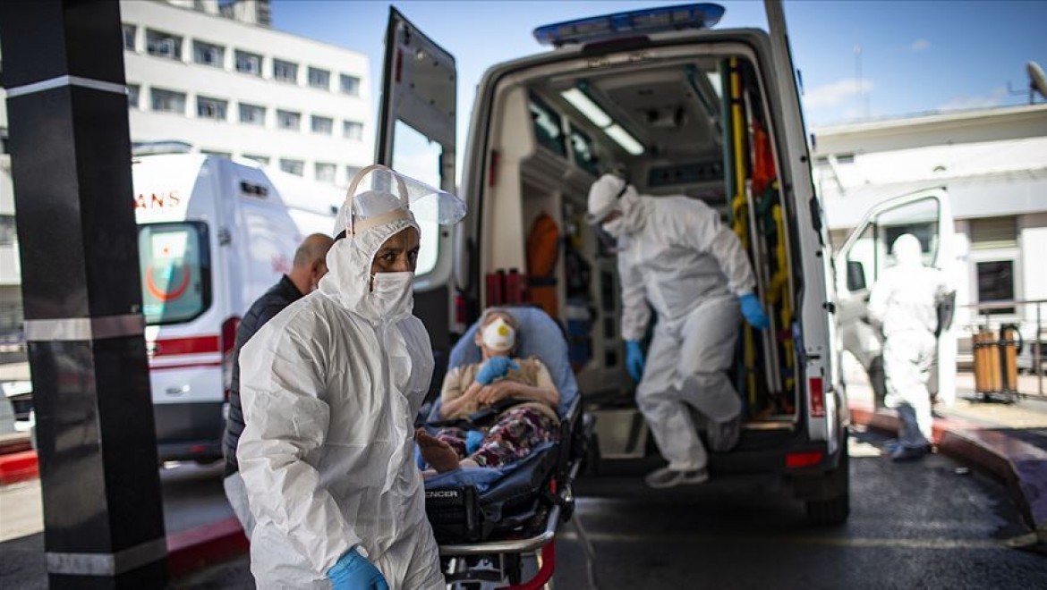 Türkiye'de son 24 saatte 2 bin 319 kişiye hastalık tanısı konuldu