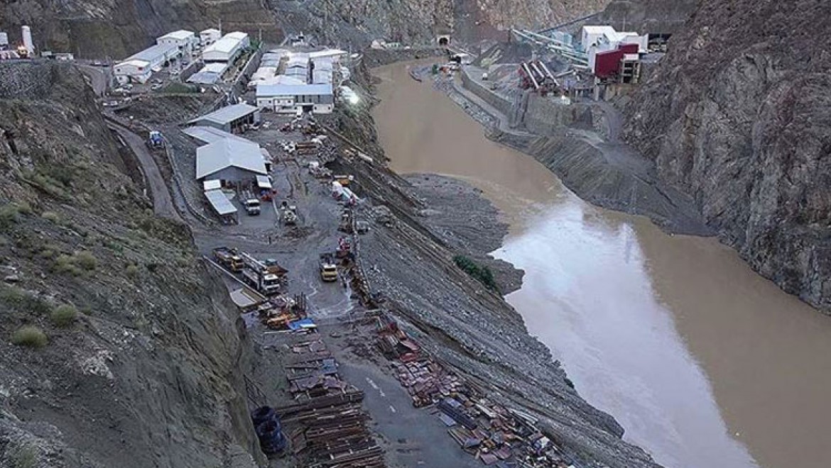 Artvin'de şiddetli yağış nedeniyle 1 kişi hayatını kaybetti