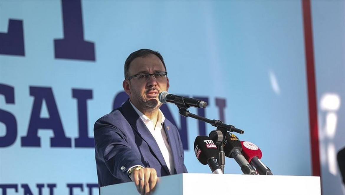 Gençlik ve Spor Bakanı Kasapoğlu, Konya'da olimpik yüzme havuzunun temelini attı
