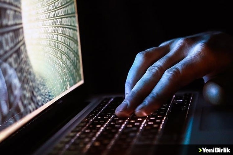 Siber polisler sanal ortamdaki suçluları adım adım takip ediyor
