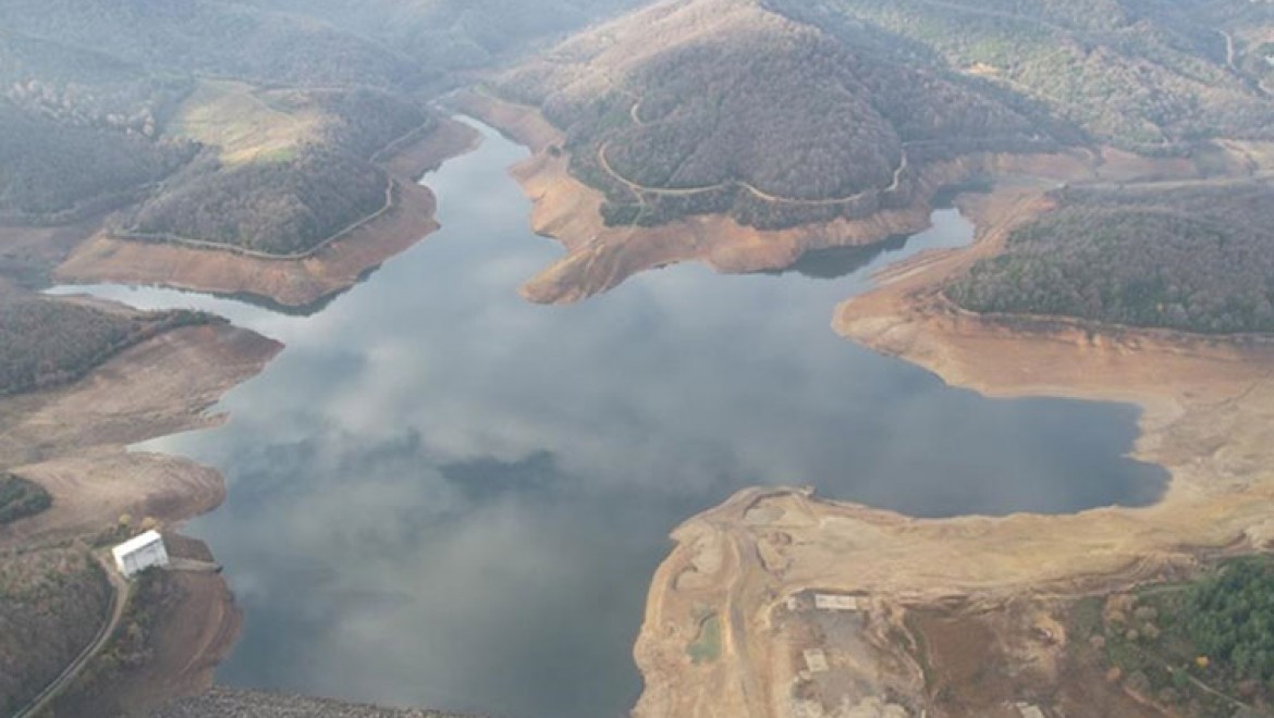 Yalova'nın içme suyu ihtiyacını karşılayan Gökçe Barajı'nda su seviyesi azaldı