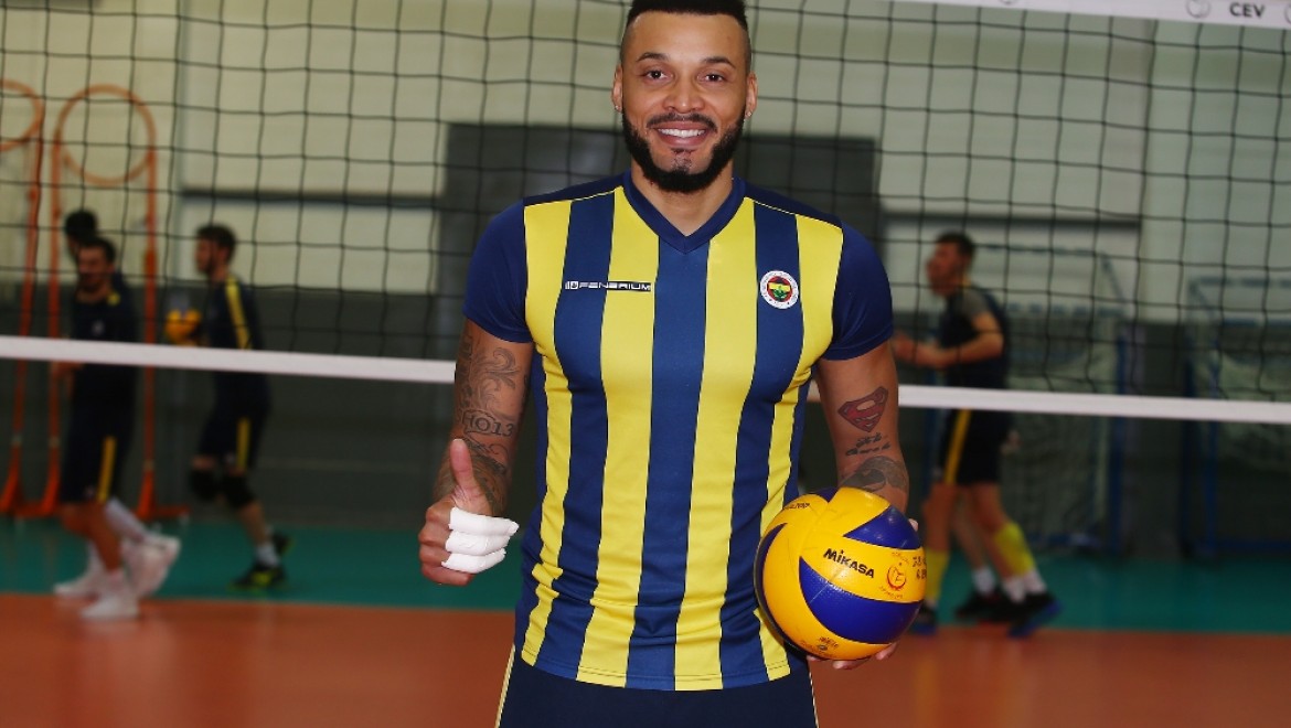 Fenerbahçe'ye Filede Transfer