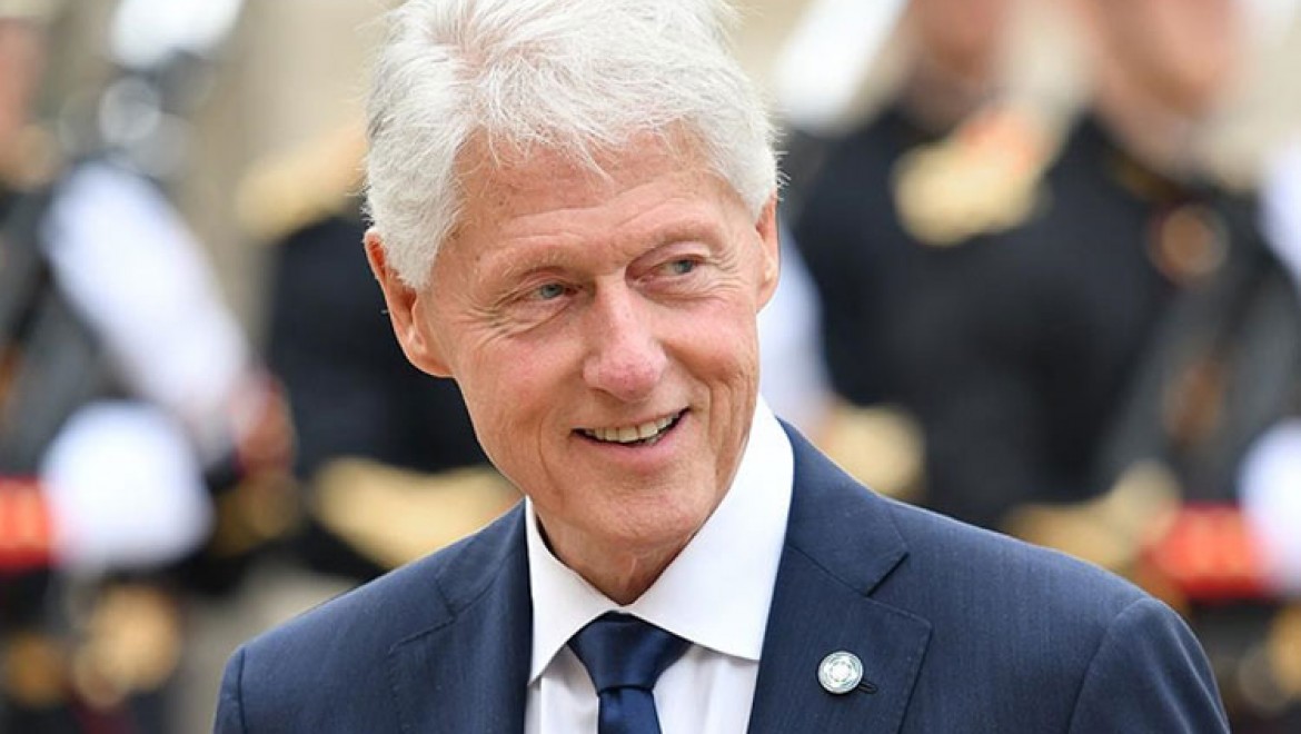 Eski ABD Başkanı Clinton hastanede tedavi görüyor