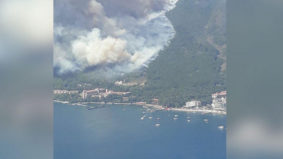 Marmaris'te oteller ve yerleşim yerlerine yakın ormanlık alanda yangın başladı