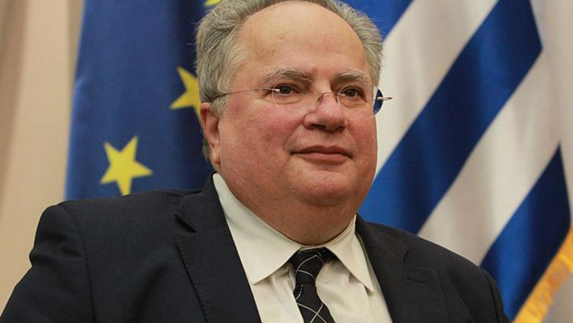 Yunanistan Dışişleri Bakanı İstifa Etti