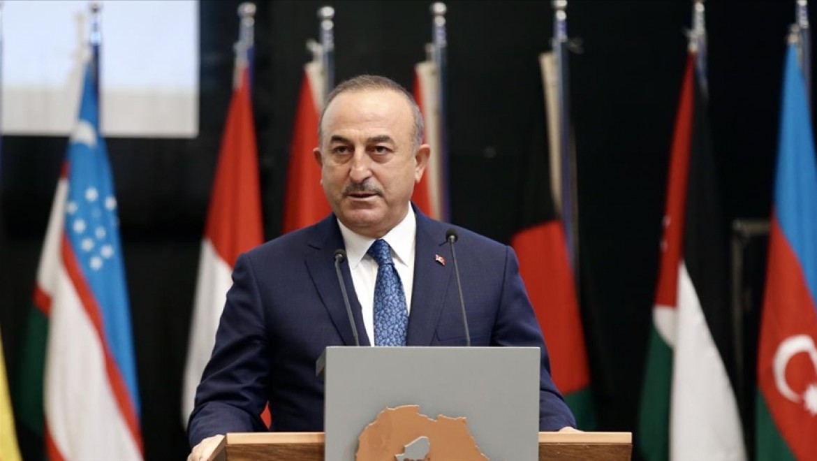 Dışişleri Bakanı Çavuşoğlu: Göçmenler ve Müslümanlar, bulundukları topluluklara katkıda bulunmaya devam ediyor