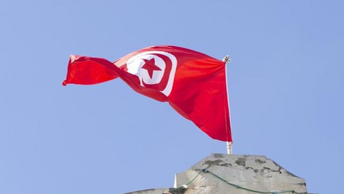 Tunus Cumhurbaşkanlığı, Meclis yetkilerini dondurma kararının 30 gün geçerli olacağını duyurdu
