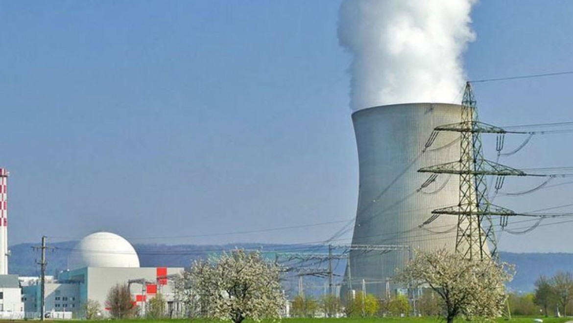 Japonya'da Oi Nükleer Santrali'nin iki reaktörünün tasfiyesine onay verildi