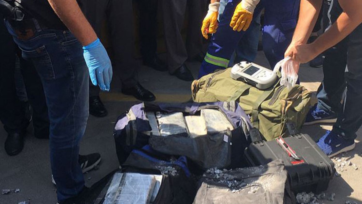 Kocaeli'de yarım tonu aşkın kokain ele geçirilmesine ilişkin 3 kişi gözaltına alındı