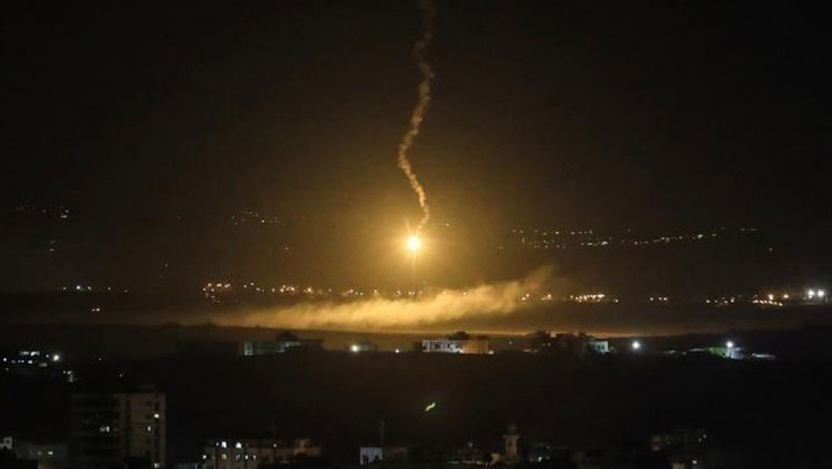 "İsrail Suriye'ye hava saldırısı düzenledi"