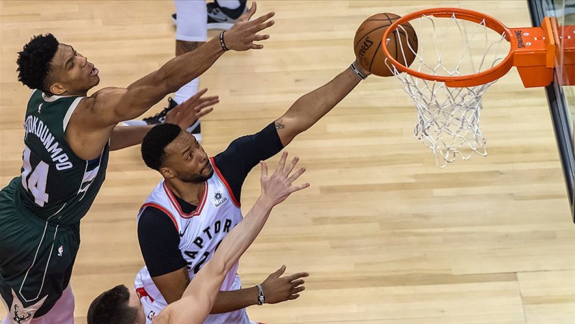 Toronto Raptors finaldeki ilk galibiyetini aldı