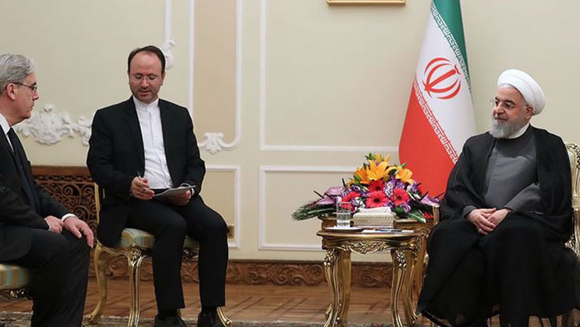 Ruhani'den Fransa'ya 'nükleer anlaşmadaki tarihi rol için az zaman kaldı' uyarısı
