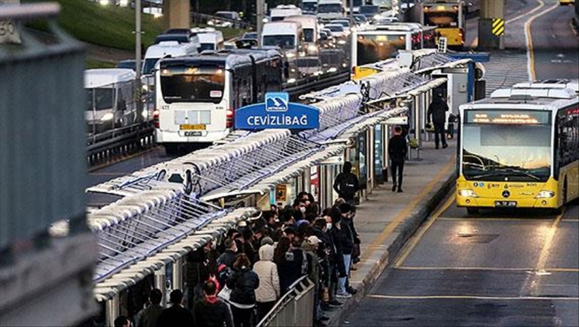 İBB'nin toplu ulaşıma yüzde 22,47 oranında zam talebi reddedildi