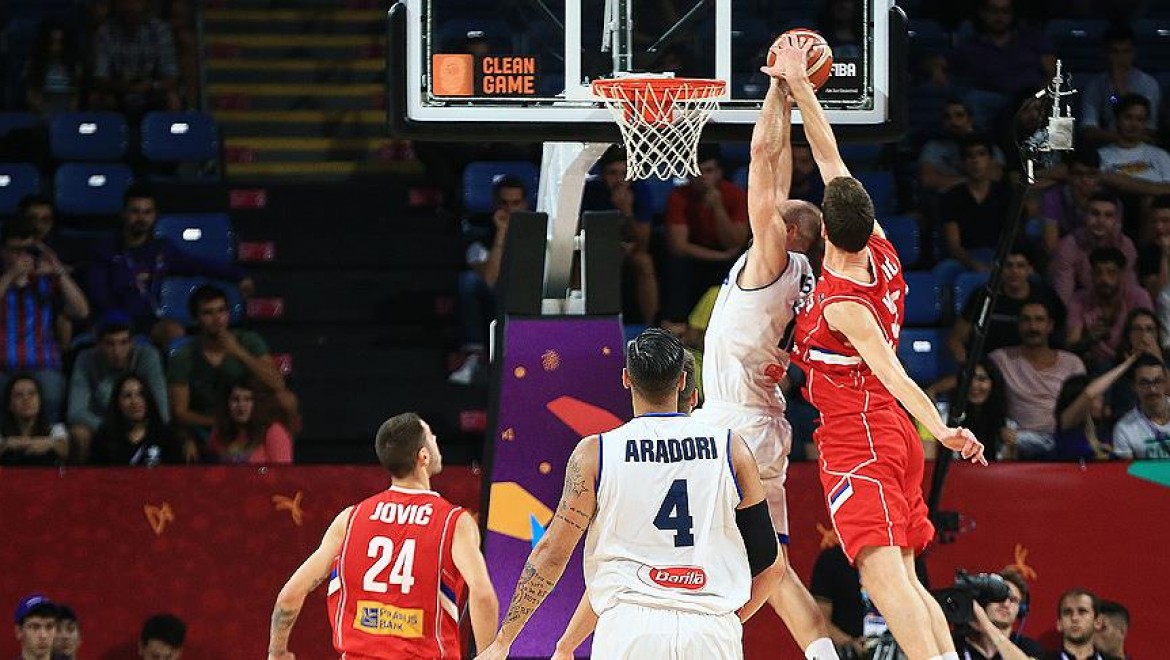 EuroBasket 2017'de  son yarı finalist Sırbistan