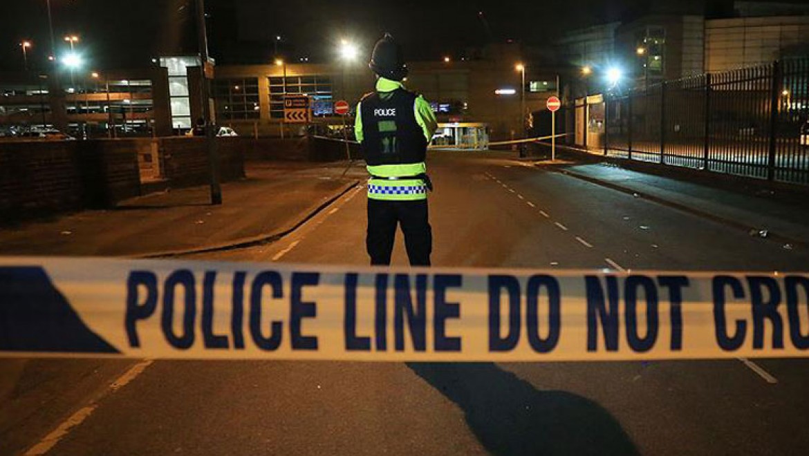 Manchester'da Silahlı Saldırı: 10 Yaralı