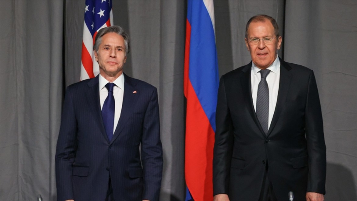 Blinken ile Rus mevkidaşı Lavrov'un görüşmesi Cenevre'de başladı