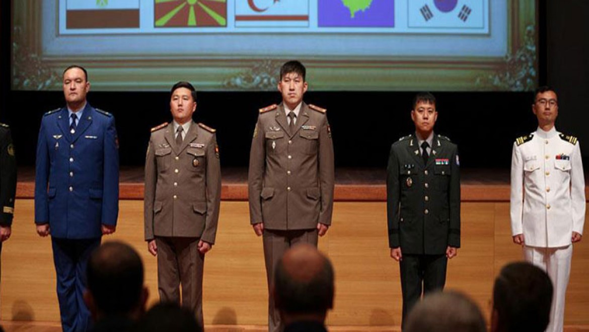 Milli Savunma Üniversitesi ilk mezunlarını verdi