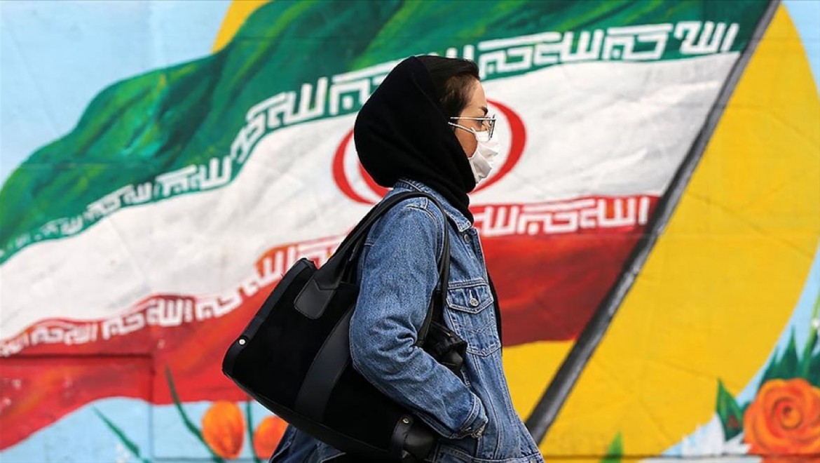 İran'da son 24 saatte Kovid-19'dan 274 kişi hayatını kaybetti