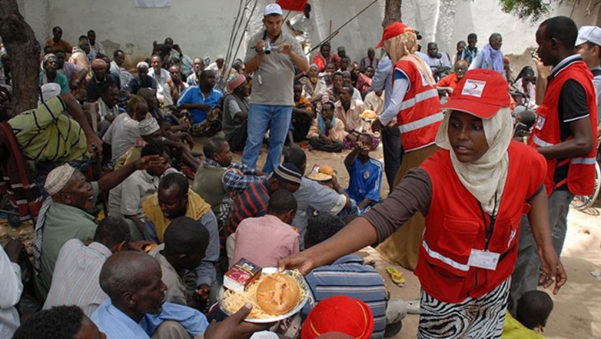 Türk Kızılay, Somali'de her gün 3 bini aşkın kişiye sıcak yemek dağıtıyor