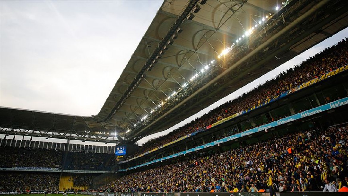 Fenerbahçe'de yeni sezon kombineleri satışa çıkıyor