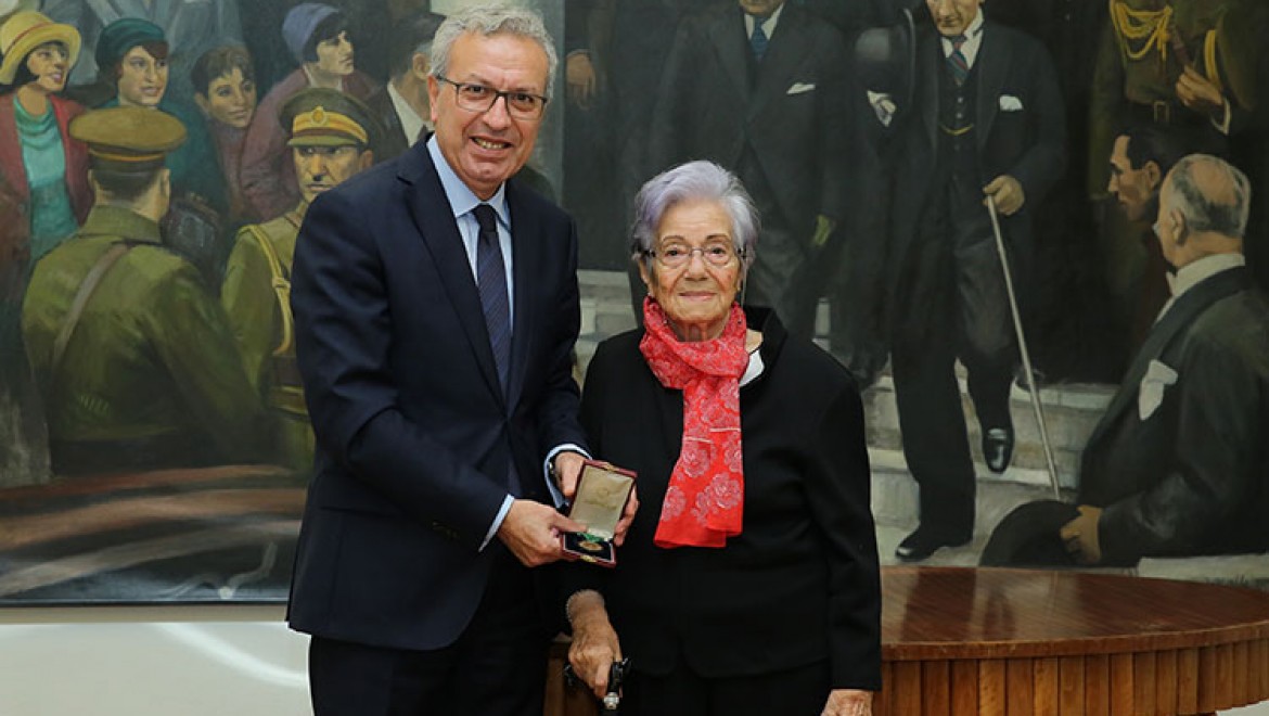 Türkiye İş Bankası Müzesi'nden İstiklal Madalyası mirasçılarına çağrı