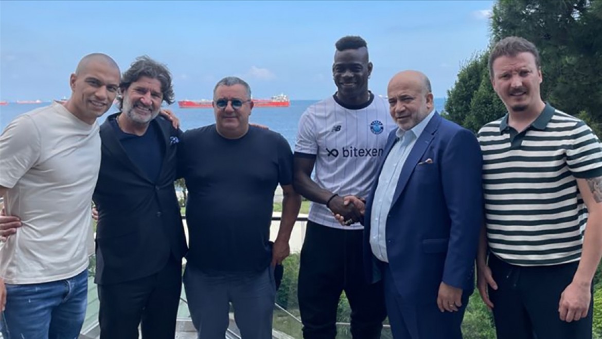 Adana Demirspor Mario Balotelli'yi transfer etti