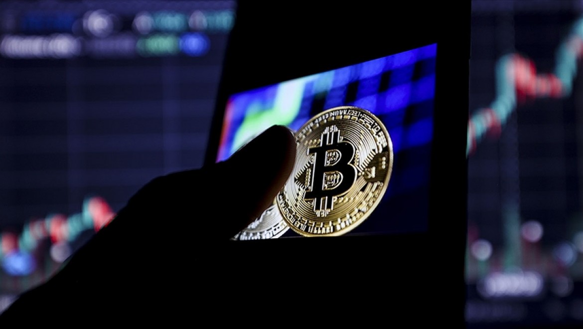 Bitcoin hafta sonu değerinin yüzde 50'sini kaybetti