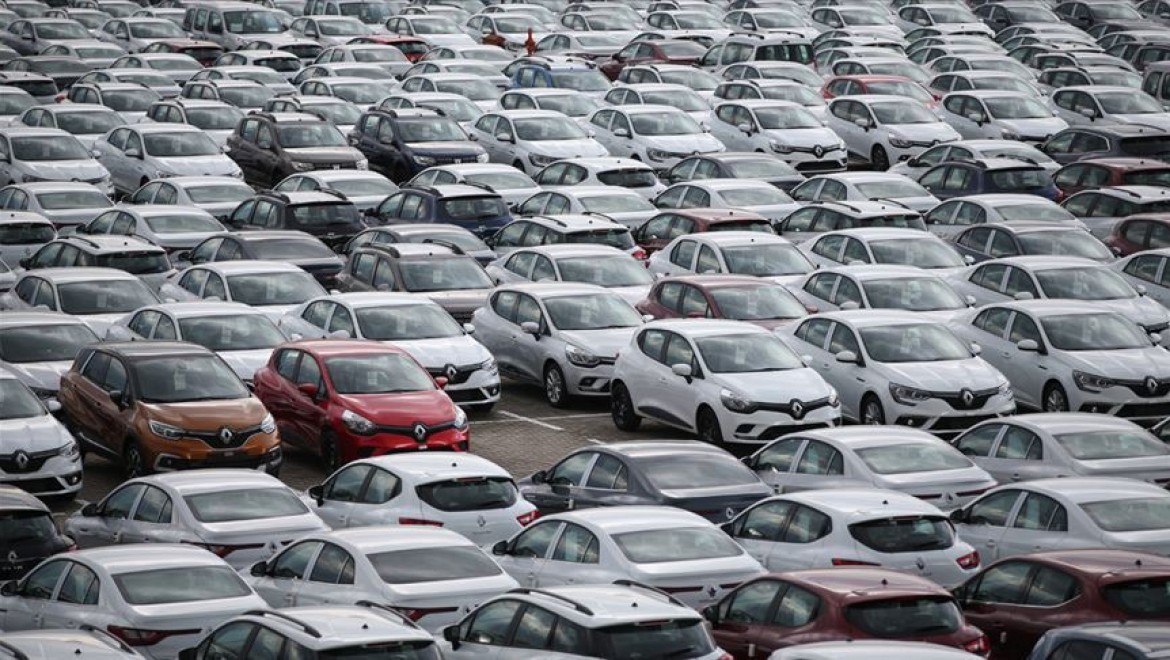 Fiyatlarında artış yapan otomotiv firmaları kredi paketi kapsamından çıkarıldı