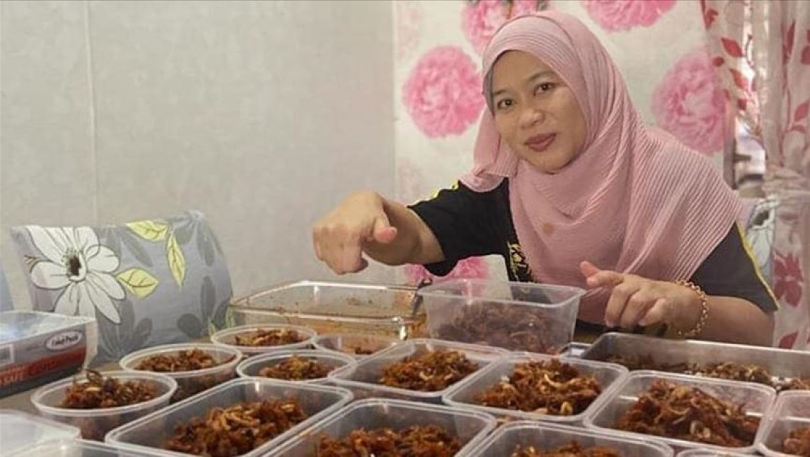 Malezya'nın geleneksel bayram lezzeti 'dendeng'