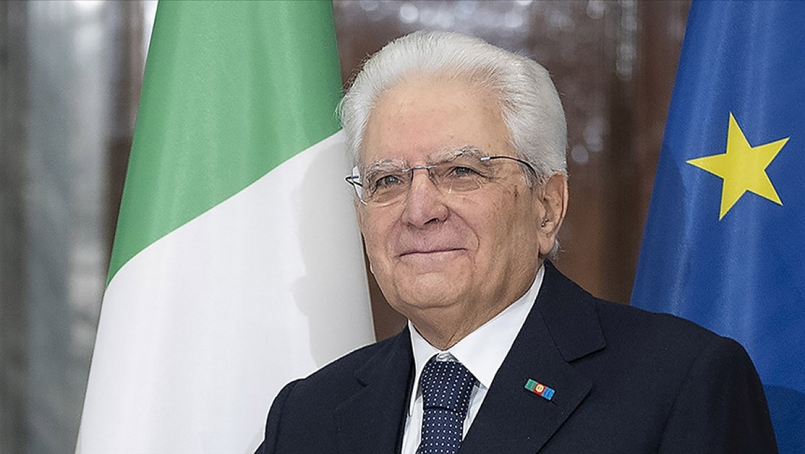İtalya'da Cumhurbaşkanı Mattarella hükümet krizini aşmak için siyasi istişarelere başladı
