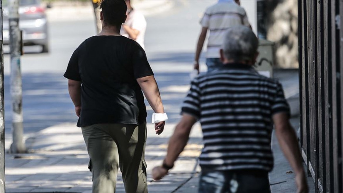 Ankara'da 65 yaş ve üstündekilere 10.00-16.00 saatleri arası hariç sokağa çıkma kısıtlaması