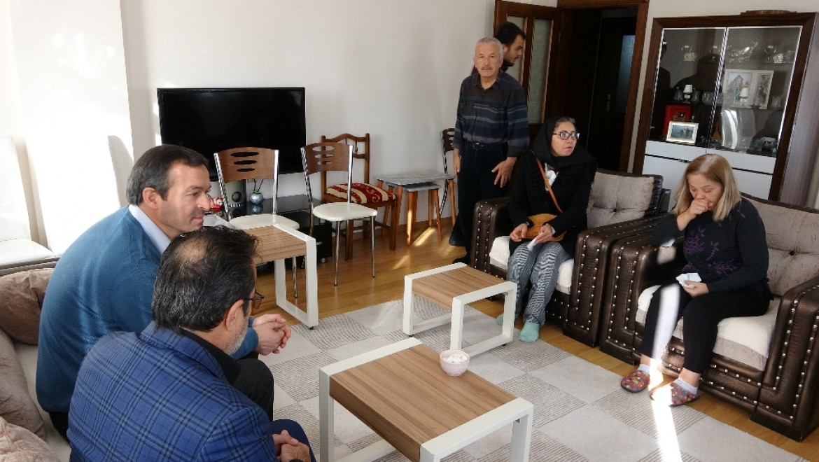 Özgecan Aslan'ın ailesi Ceren Özdemir'in evinde