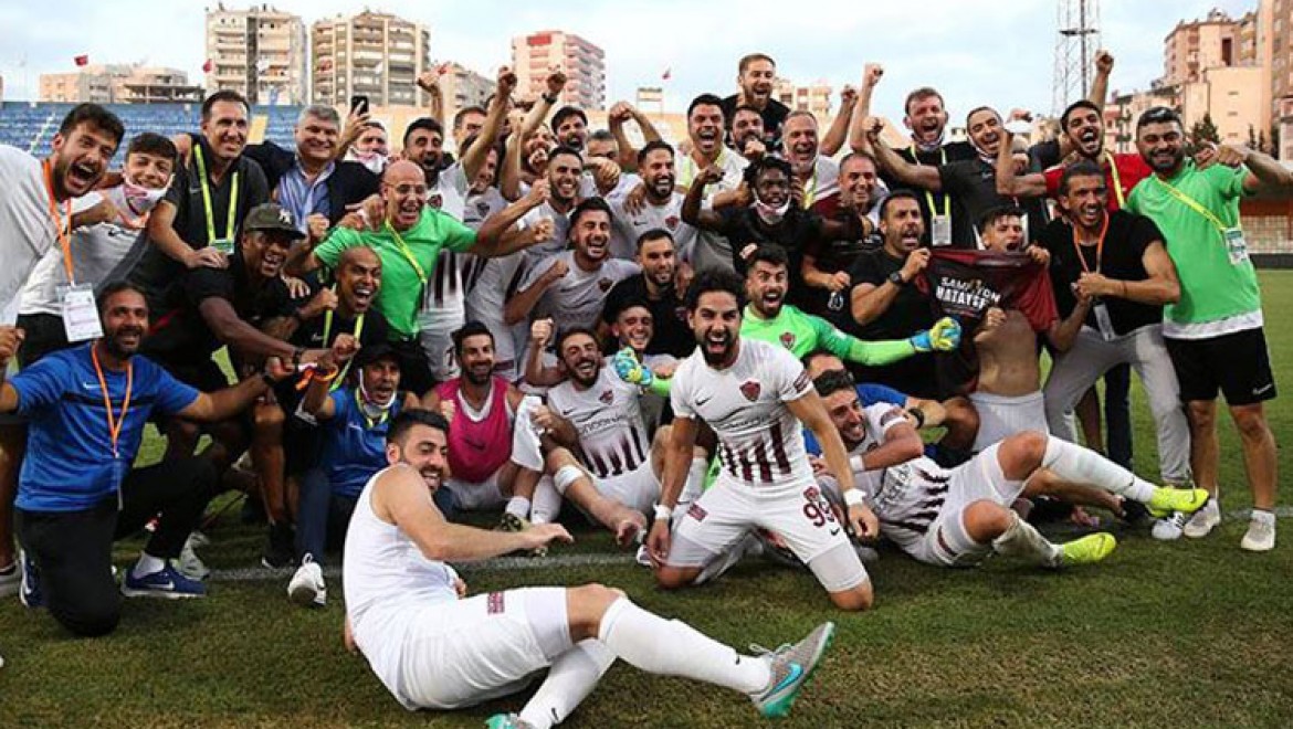 Futbol camiasından Hatayspor'a tebrik