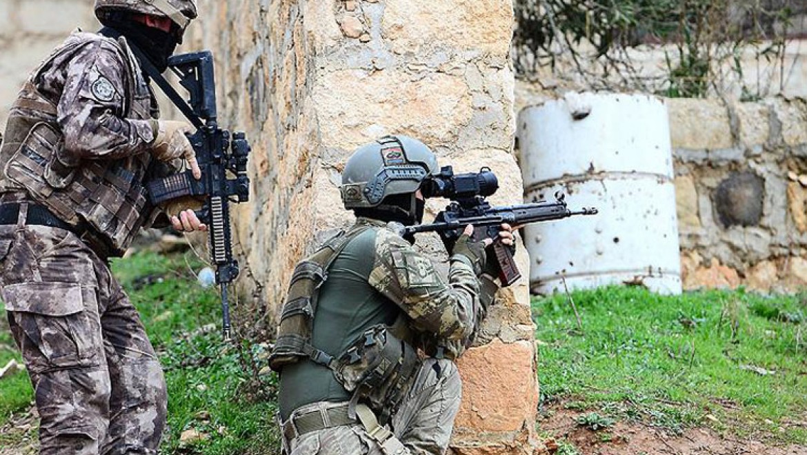 Diyarbakır'da Terör Örgütü PKK'ya Operasyon
