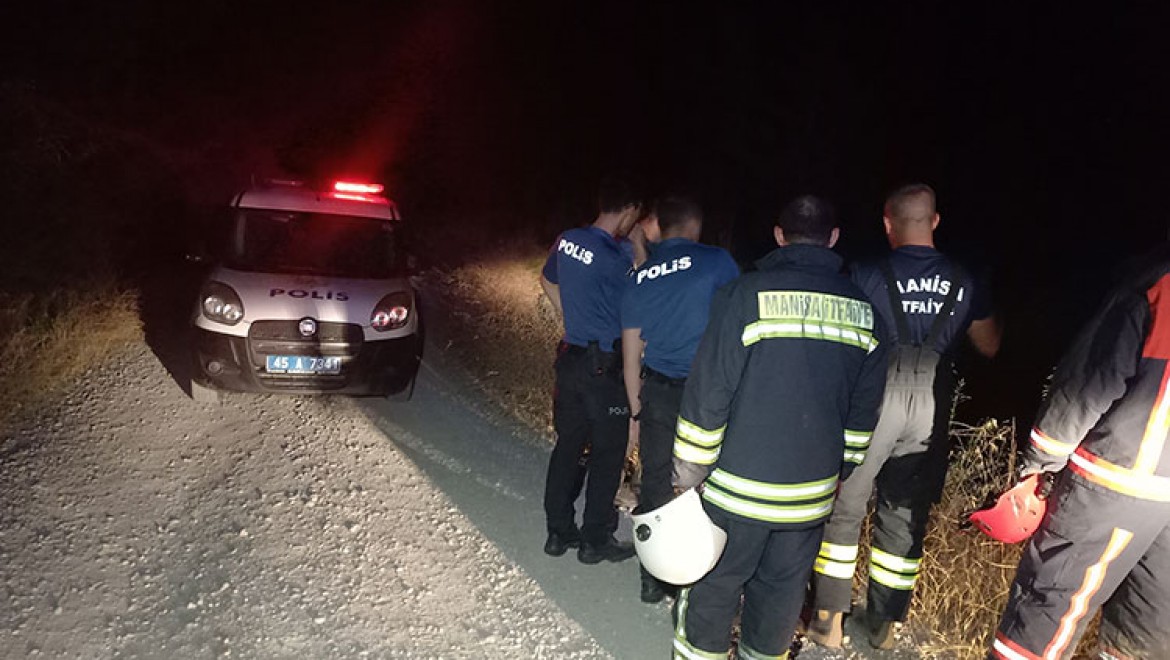 Manisa'da uçuruma düşen iki kişi yaralandı